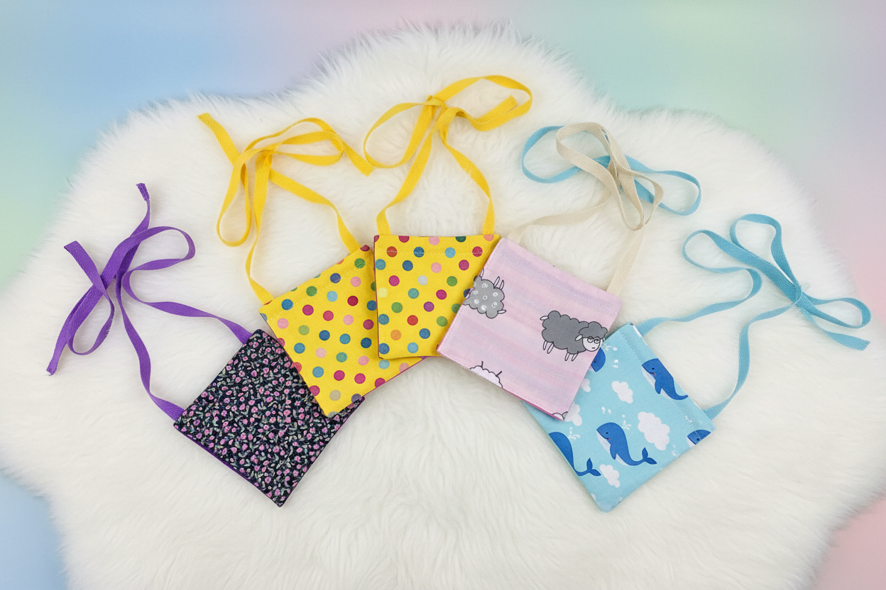 38cm Strapped Wiggly Bags for Children – Fan-out Showcase